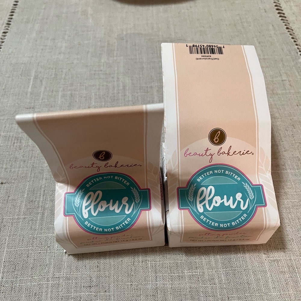 Beauty Bakerie set of 2 Oat Translucent Flour Setting Powder 14 gm NIB